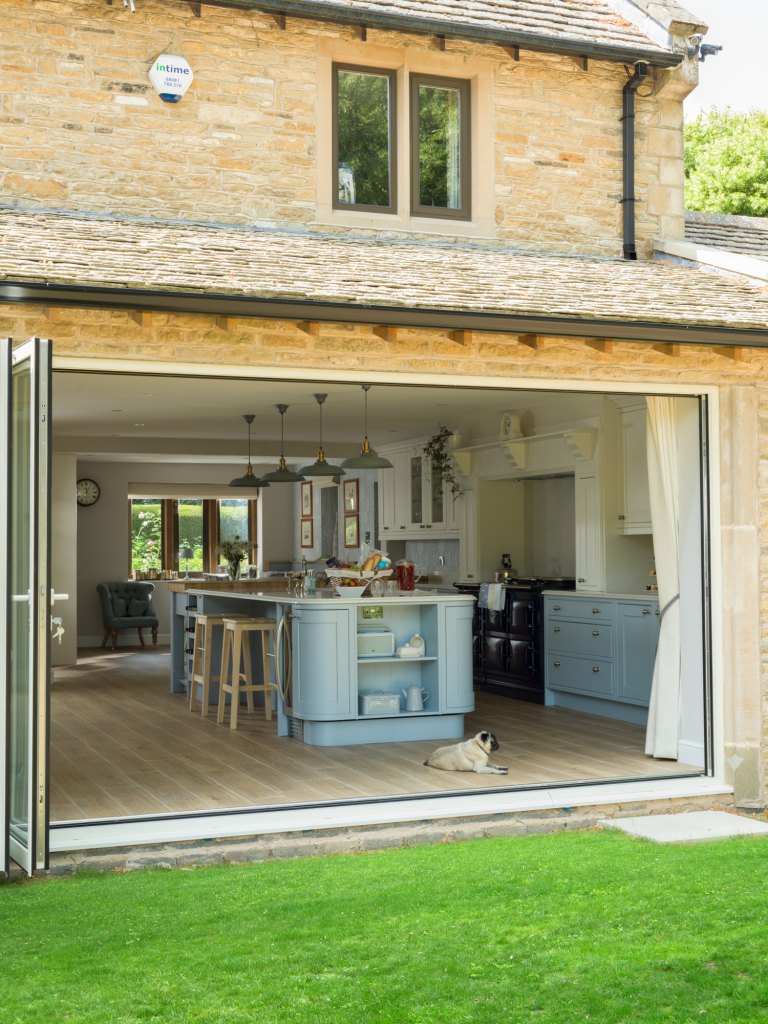 Helmsley in French Grey & Chalk White - Laura Ashley Kitchens